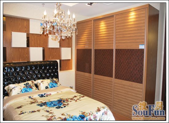 科莱诺衣柜玫瑰花瓣推拉门 其他产品展示