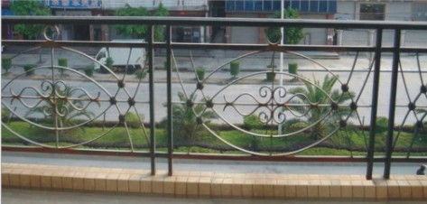 门业图片-栏栅阳台护栏、道路护栏、交通护栏铁图片