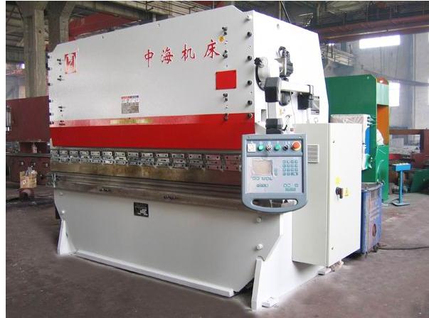 门业图片-折弯机WC67K系列数控三缸液压板料折弯机WC67K图片