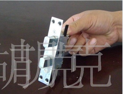 门业图片-侧边锁侧边锁100图片