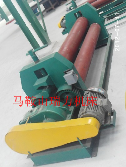 门业图片-三辊卷板机W11三辊卷板机价格 W11三辊卷板机厂家 W11三辊卷板机规格W11-12*2000图片