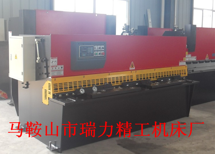 门业图片-液压剪板机系列4米不锈钢剪板机折弯机QC12Y-4*2500图片