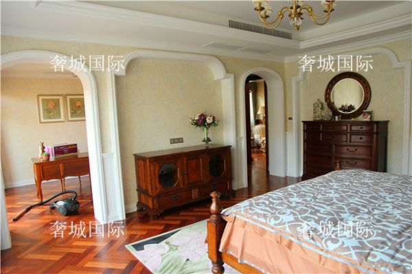 门业图片-整体原木家装1818图片