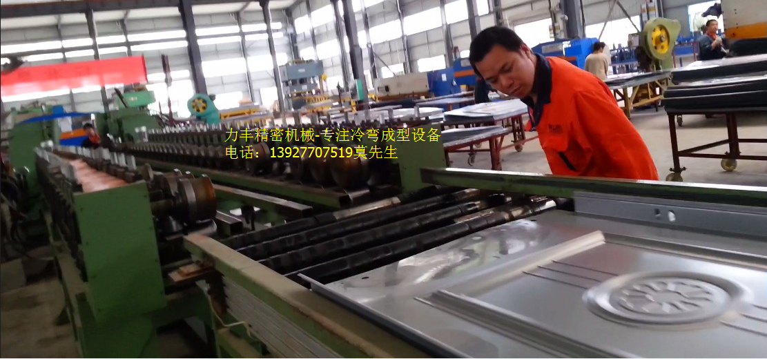 门业图片-门框成型设备门板成型机acl1200图片
