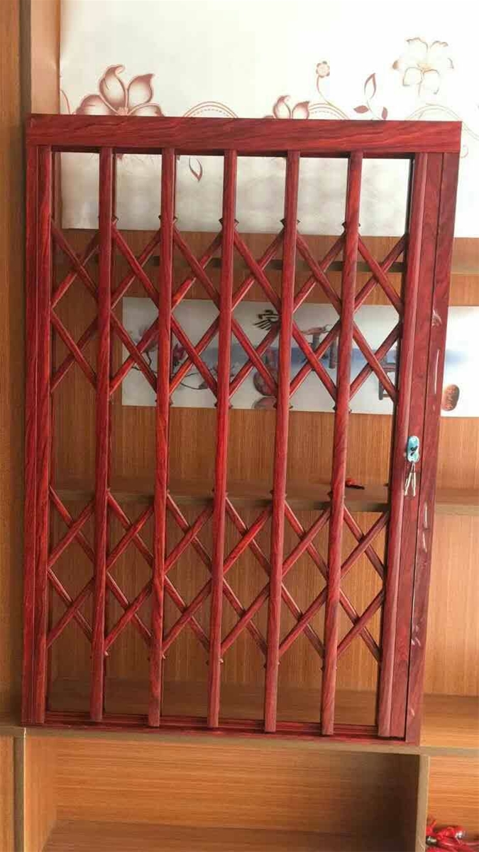 门业图片-铝合金拉闸门佛山派派门窗厂供应铝合金拉闸门阳台防盗拉闸门1.2厚18.2*8.2图片