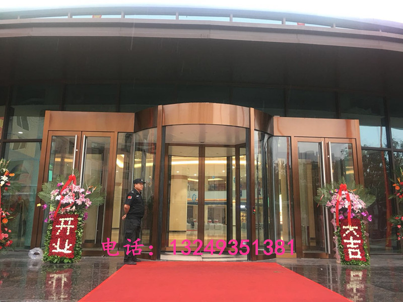 门业图片-自动门石家庄商场旋转门 钛金色旋转门价格 宏远门业2000-3800图片
