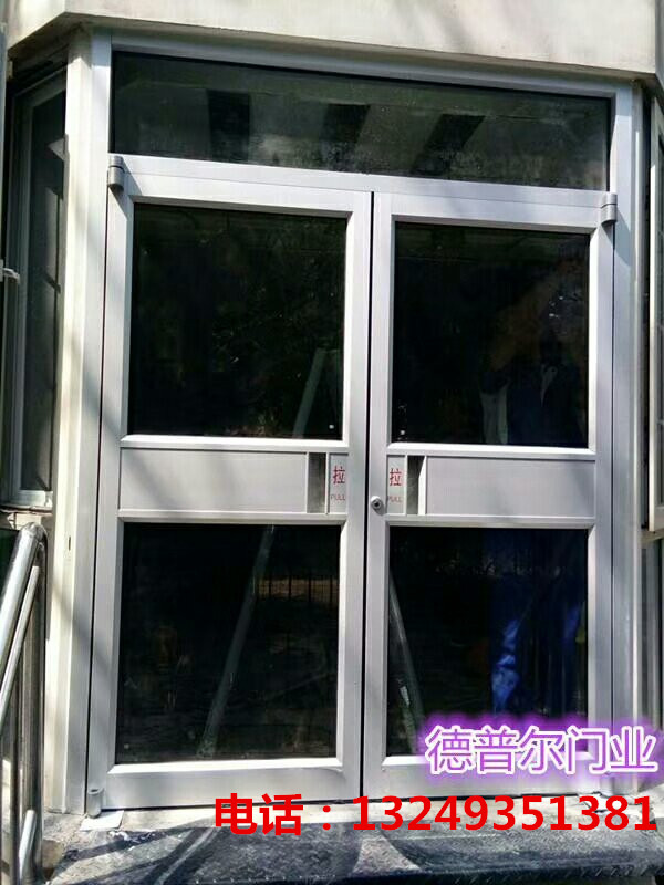 门业图片-肯德基门石家庄电泳白肯德基门 腰线款肯德基门 宏亚门业1900*2400图片