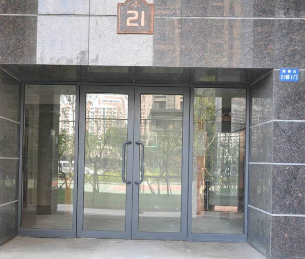 门业图片-钢化玻璃隔断安装东丽区感应门东丽区安装维修感应么技术精湛腾伟图片