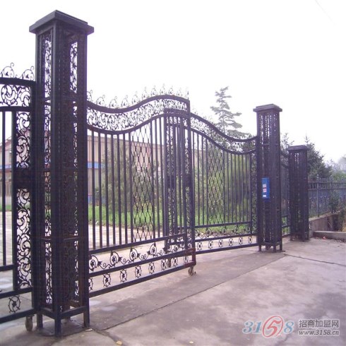 门业图片-铁艺大门安装河东区铸铁围栏制作安装河东区铁艺围栏厂家价格1.88图片